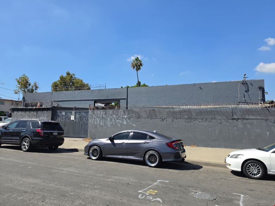 COMMERCIAL YARD / STORAGE SPACE – PERFECT FOR TOWING & PALLET STORAGE
