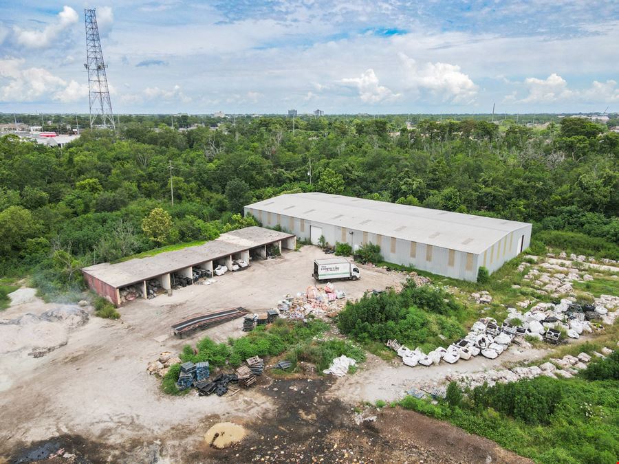 Industrial Warehouse and Office on ±8.5 Acres