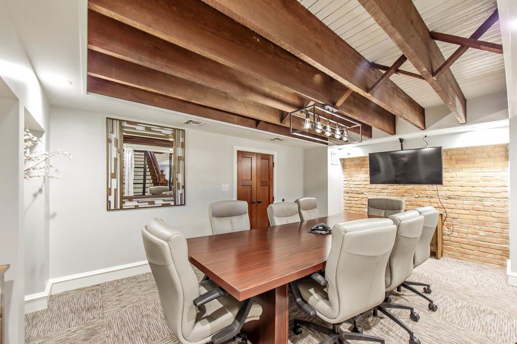 Own a Landmark in the Heart of Thibodaux!