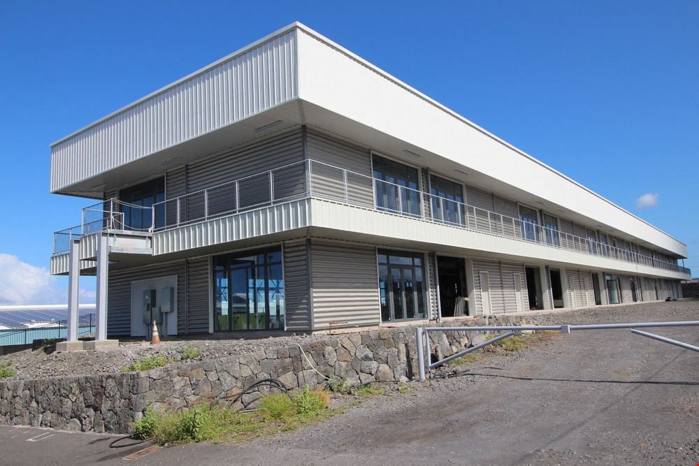 Kaloko Plaza