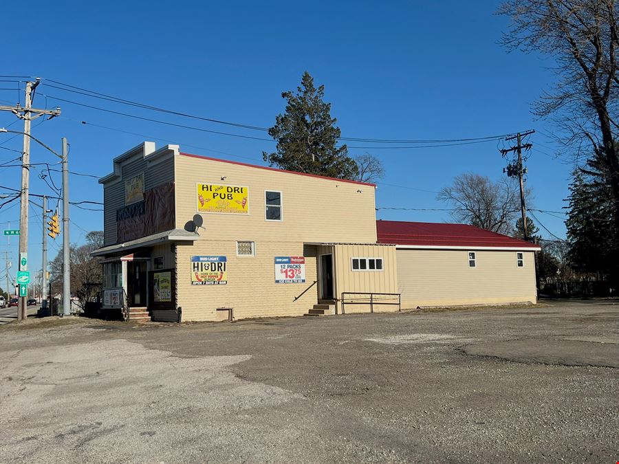 3077 West Lake Road