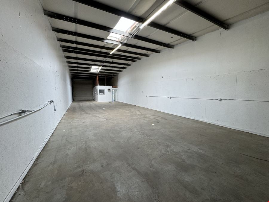 Move-In Ready Office/Warehouse with High Traffic Visibility