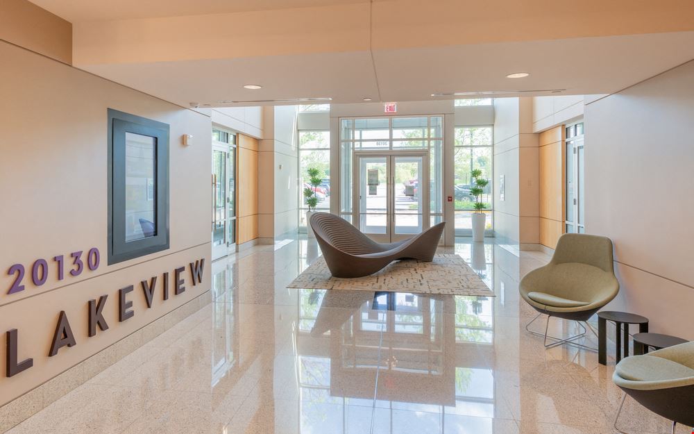 Lakeview at University Center