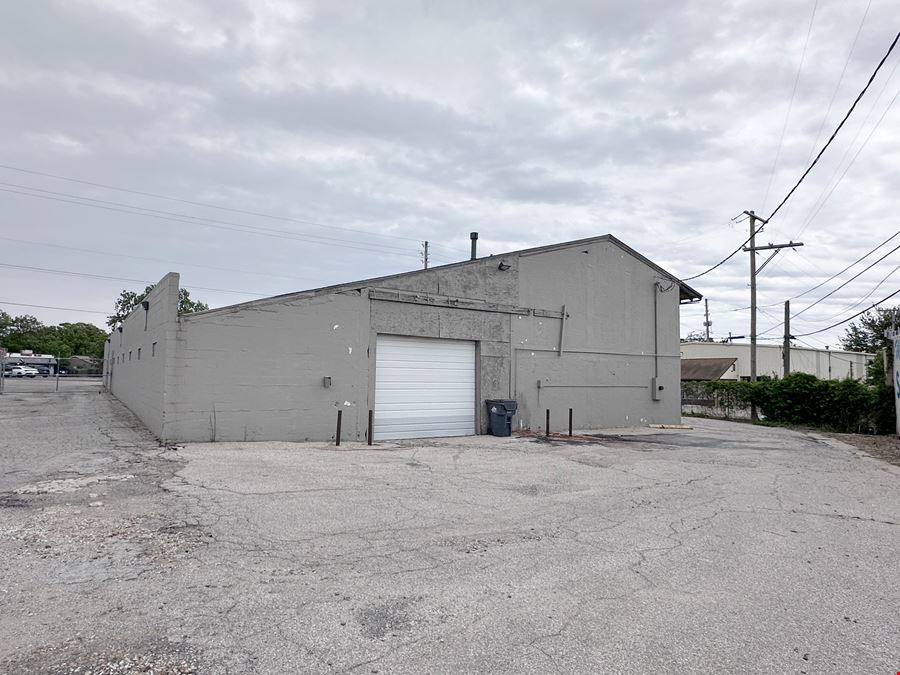 WAREHOUSE SPACE IN SOUTH WICHITA