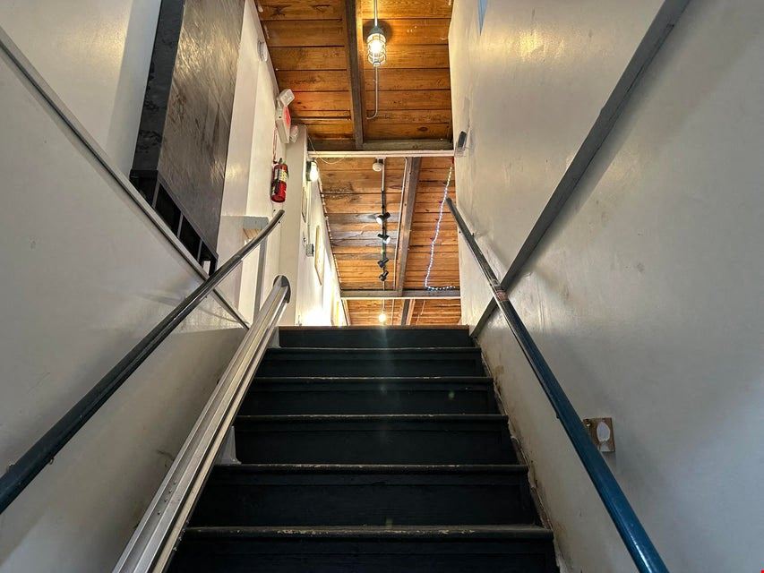 24 Cedar St
