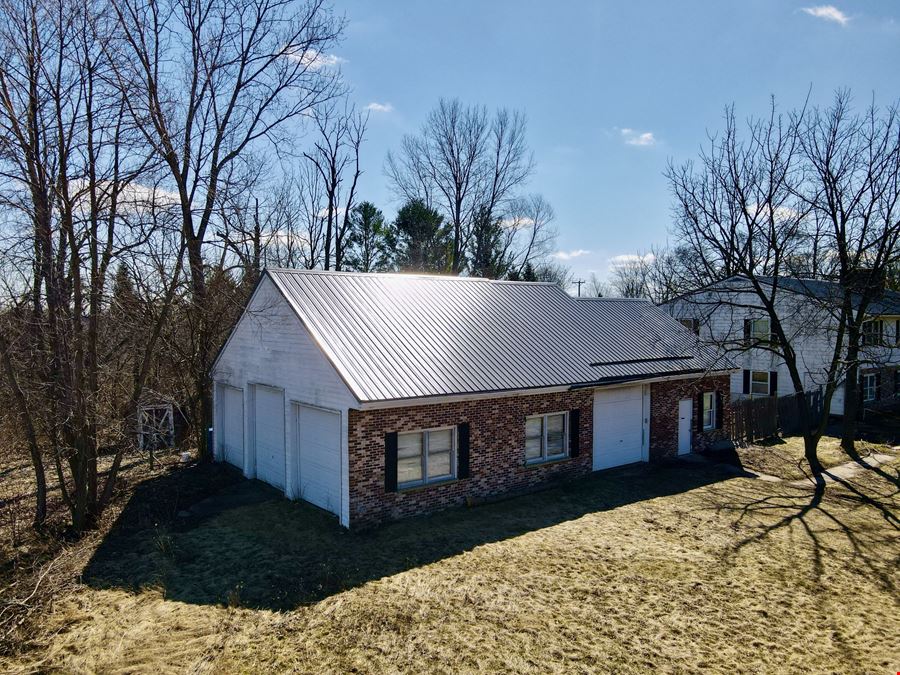 1126 Wauwatosa Rd