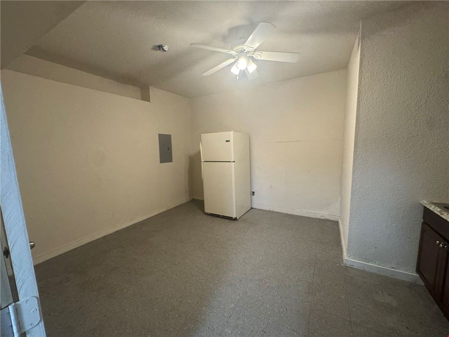 5902 Kostoryz Rd