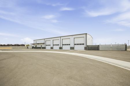 Preview of Industrial space for Rent at 1342 E Saint Helens St., Bldg B1