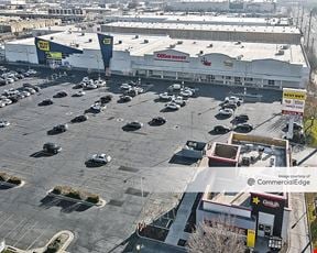 Interpointe Shopping Center