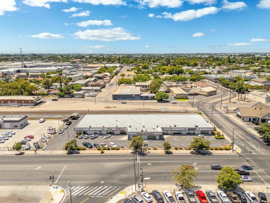 Golden State Blvd Strip Center
