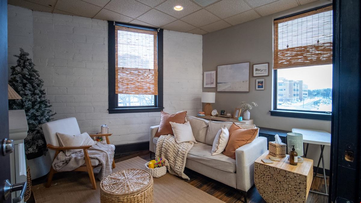 The 300 1st Historic Suites