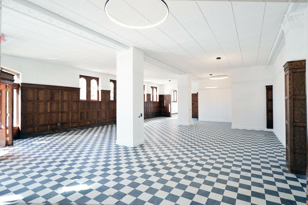 415 DeBaliviere Ave.