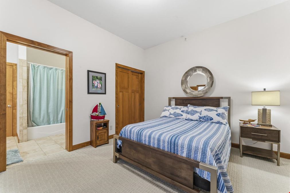 Luxury River View Living at Eagles Landing