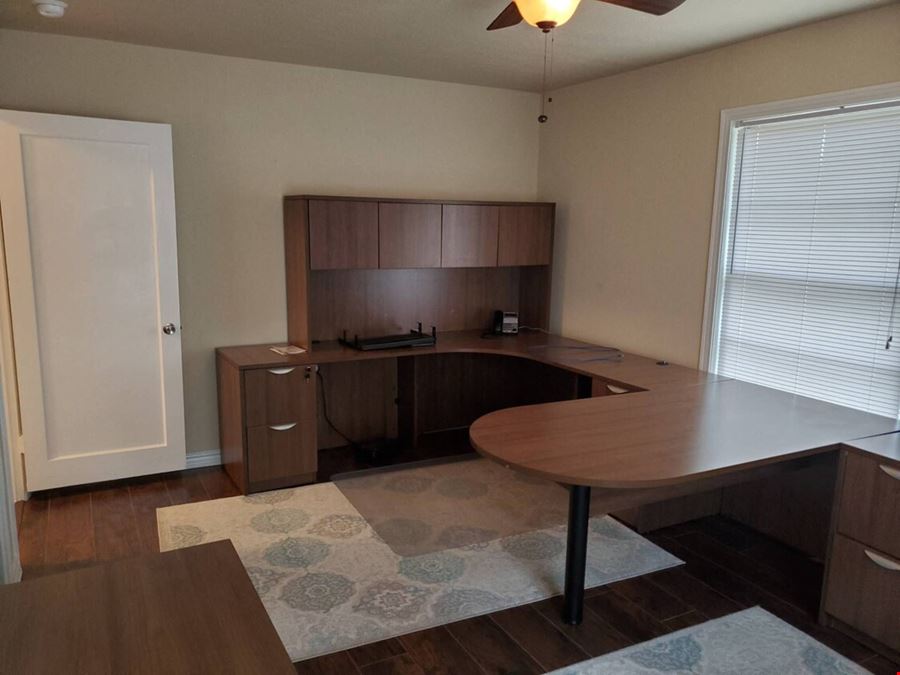 5605 George Bush Dr, Katy, TX 77493