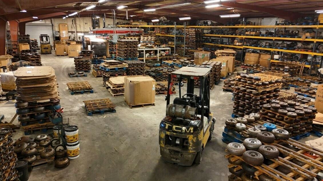 Single-Tenant Industrial + Yard Space