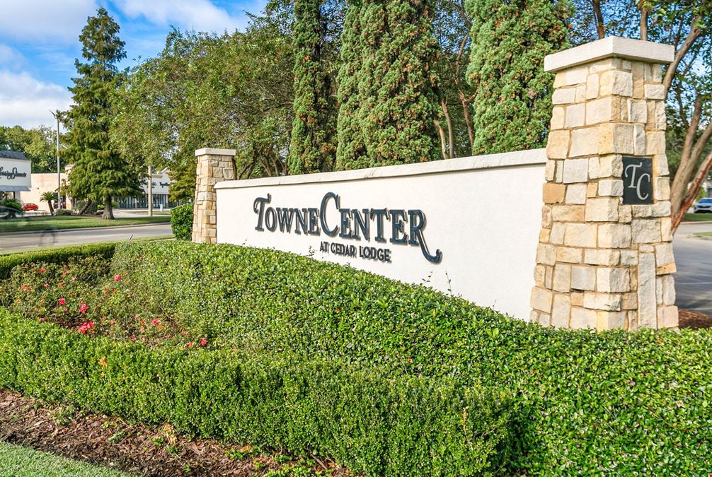 Towne Center at Cedar Lodge