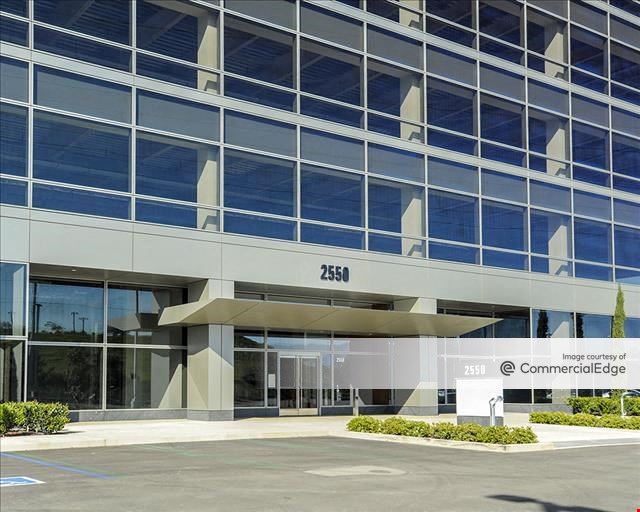 Santa Clara Gateway - 2550 Great America Way