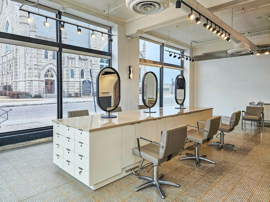 Turnkey Salon Space