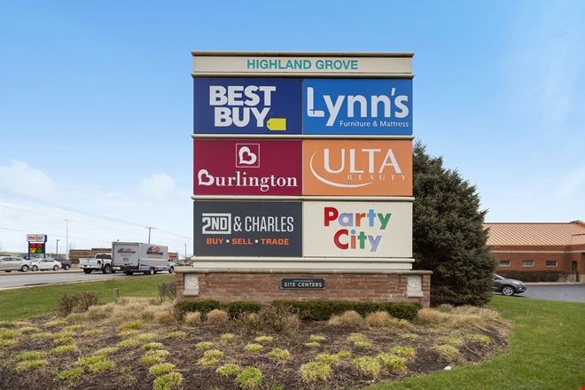 Preview of Retail space for Rent at Indianapolis Blvd