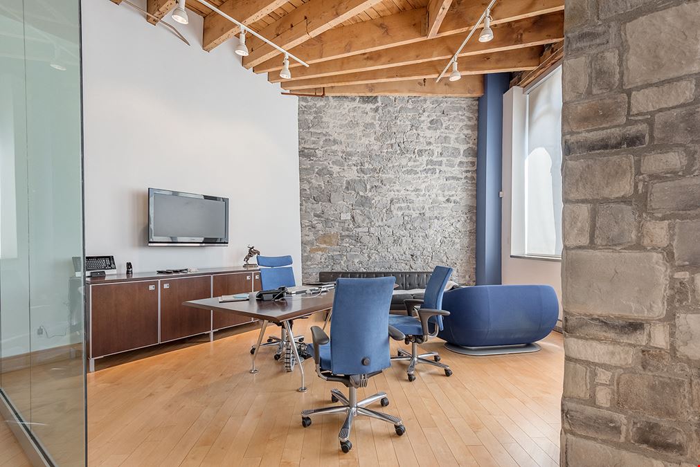 329, de la Commune, Montréal