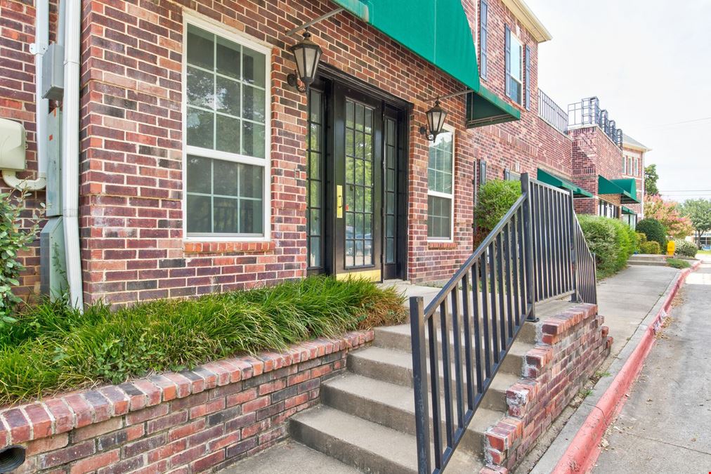 2615 E Southlake Blvd