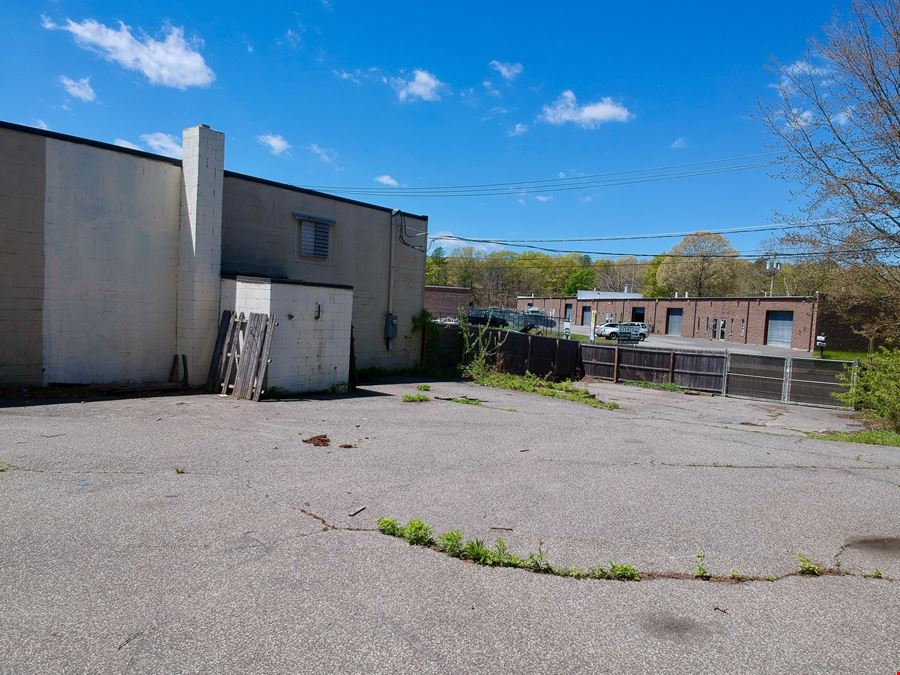 245 Middle Island Rd
