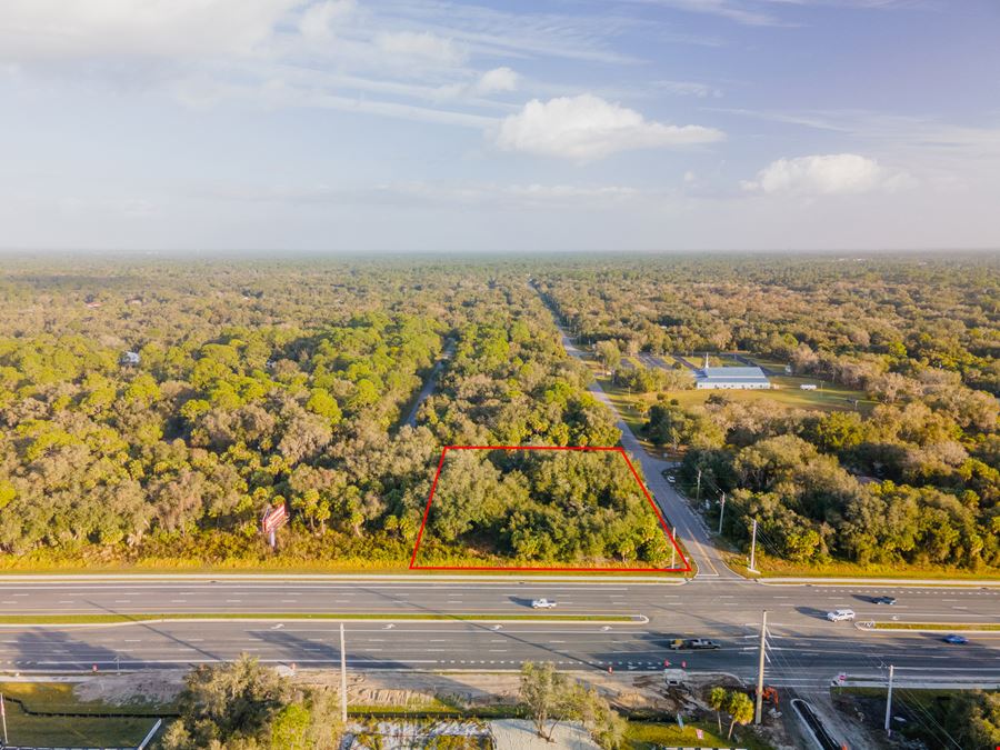 676 Tamiami Trail, Port Charlotte, FL