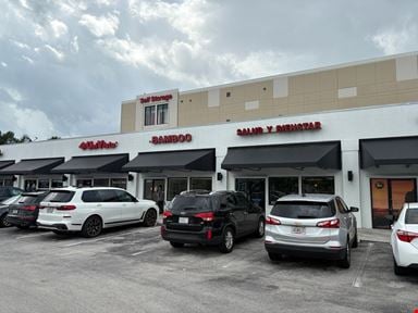 Davie Plaza