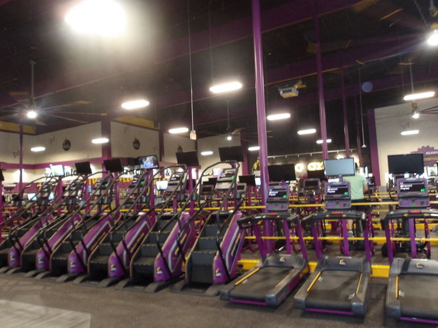 Planet Fitness Plaza