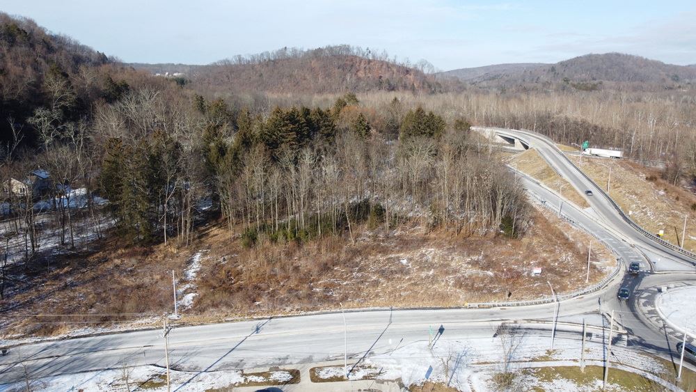 3.5 +/- Acres at High Traffic Interchange