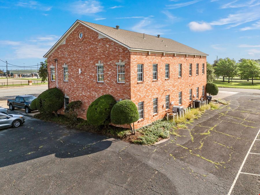 4600 Bosque Blvd
