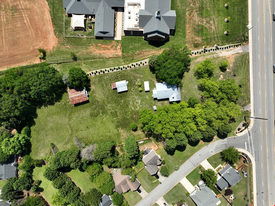 2826 Woodruff Rd