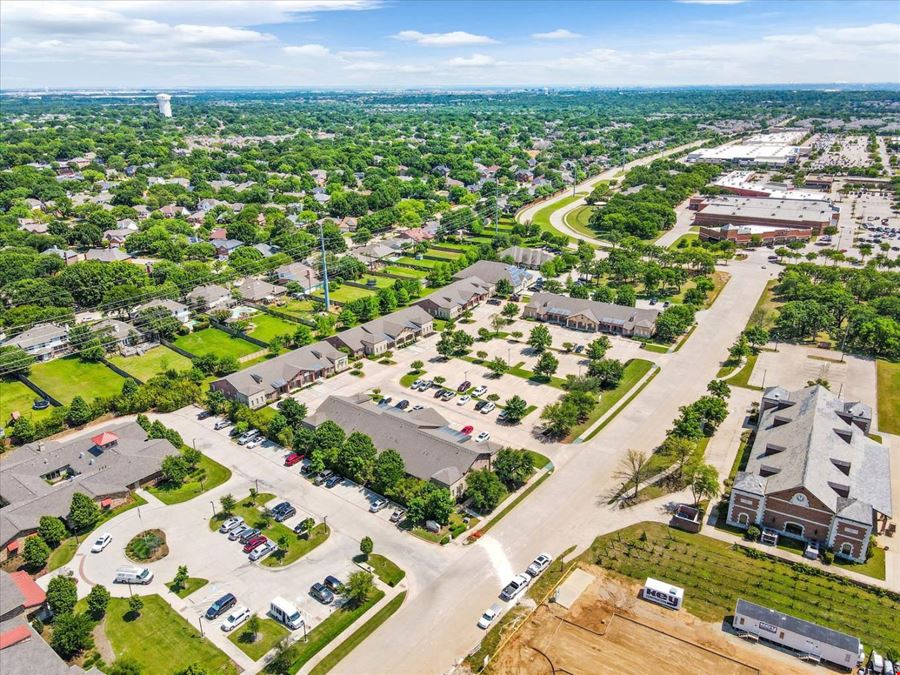 4821-4851 Merlot Ave 