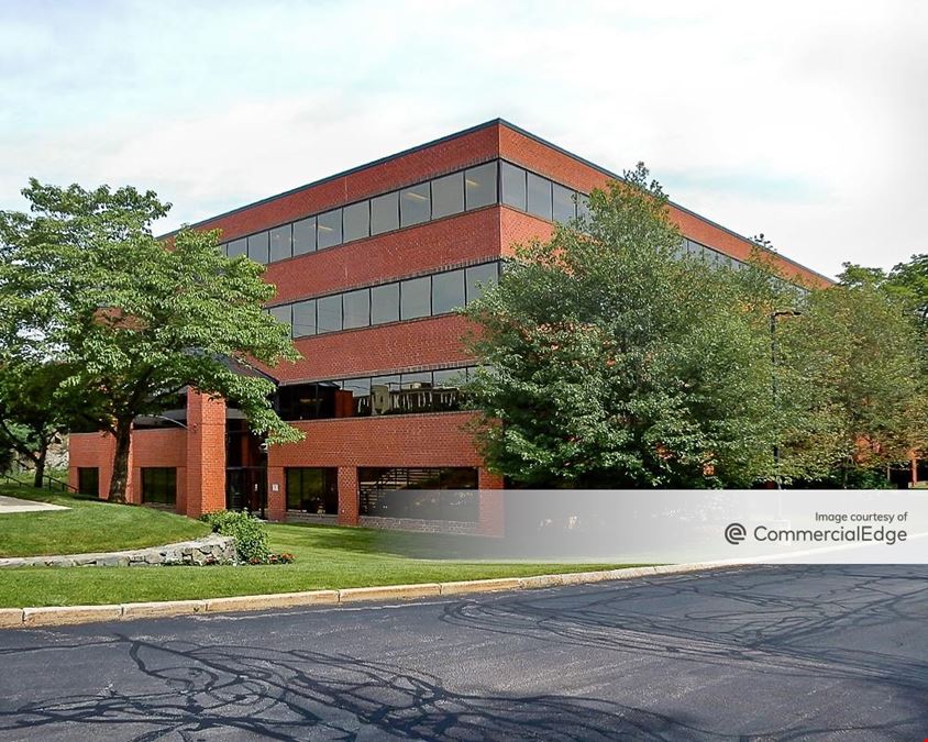 Totten Pond Office Park - 400 & 410