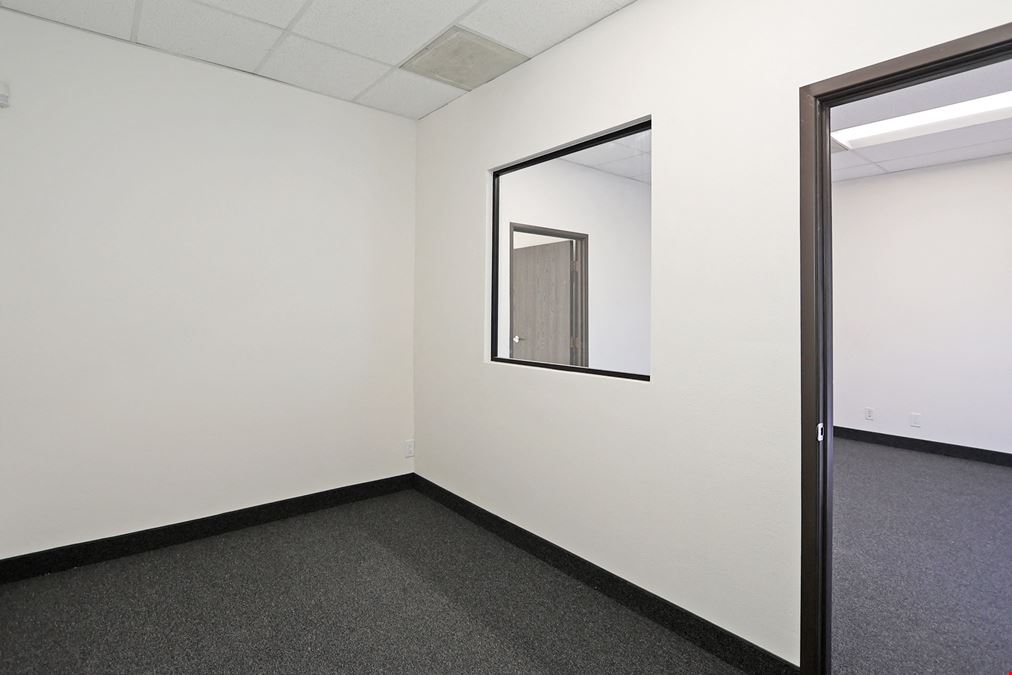 42280 Beacon Hill