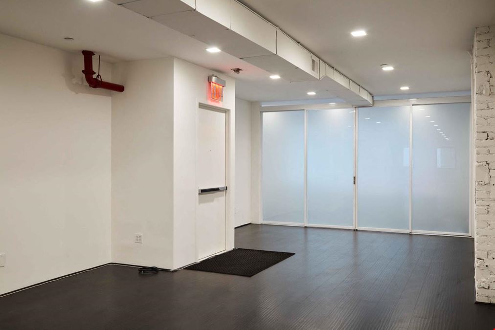 44 W 55th Street