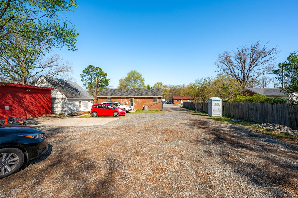7703 Poplar Hill Ln