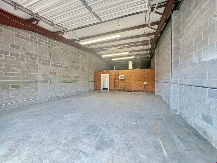 5411 Brookglen Dr