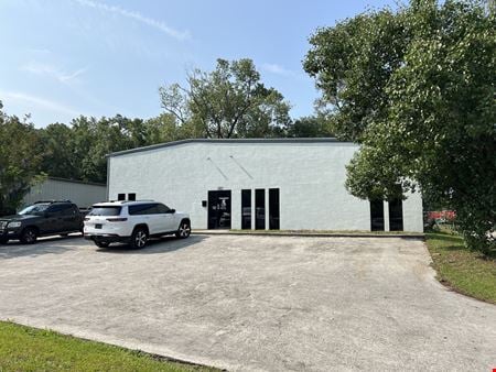 Preview of Industrial space for Rent at 3335 Business Circle