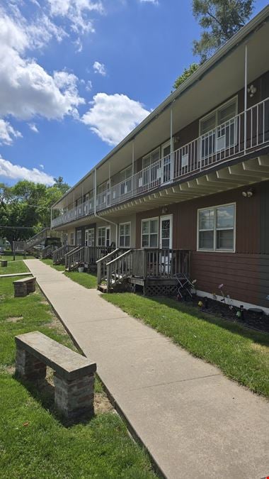 43 REDMAN AVE 10-UNIT APARTMENTS