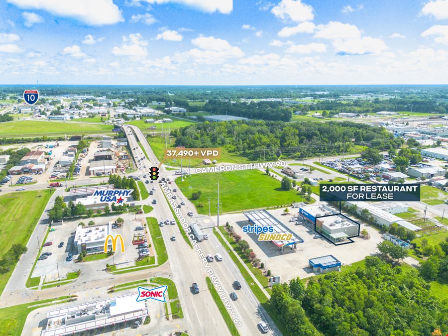 2,000 SF QSR in Operating Stripes / Sunoco Gas Station