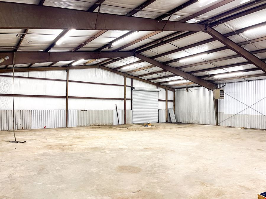 Renovated Office Warehouse with Yard just off Airline Hwy
