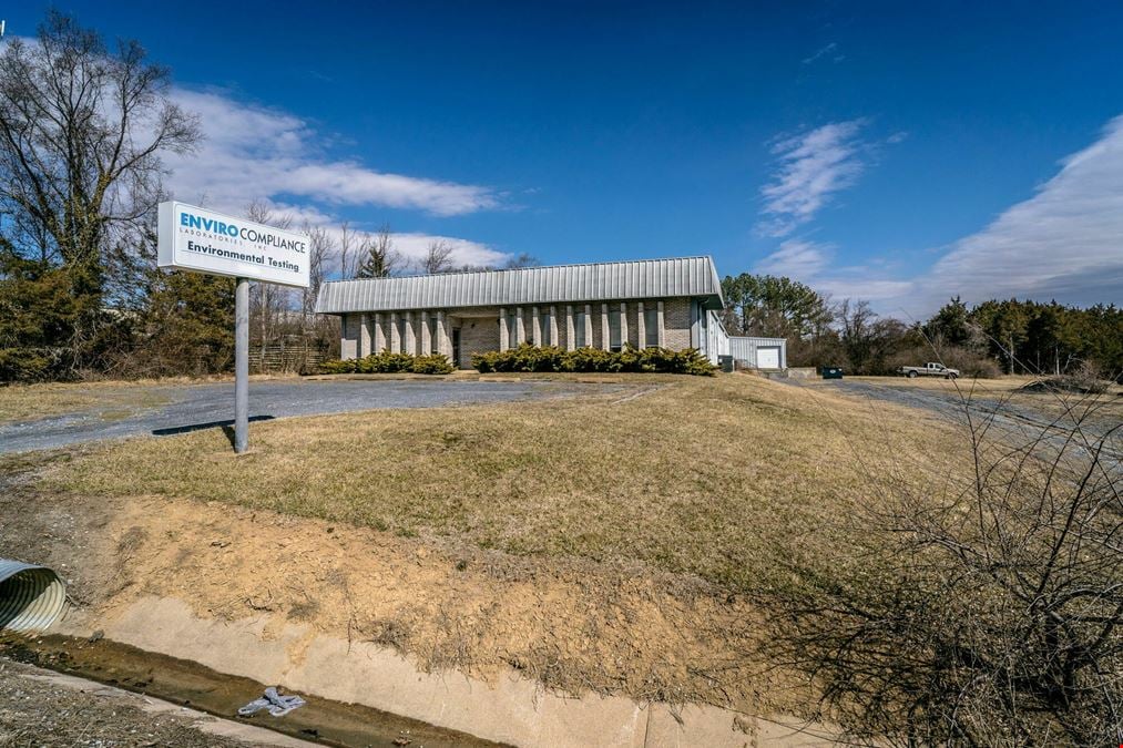 LARGE WAREHOUSE AVAILABLE IN GREAT LOCATION