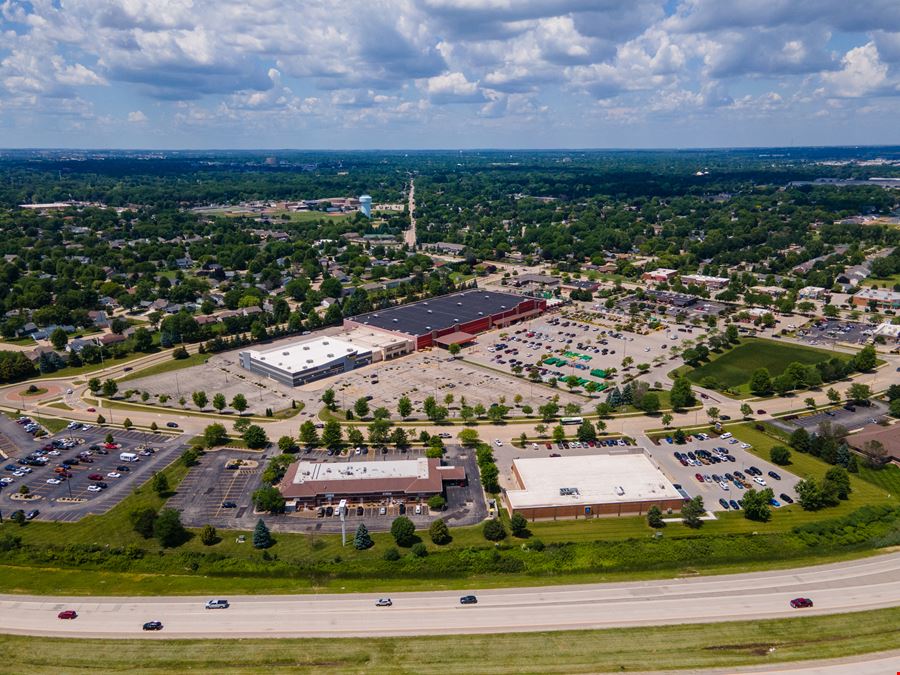 Kensington Strip Center | Appleton, WI