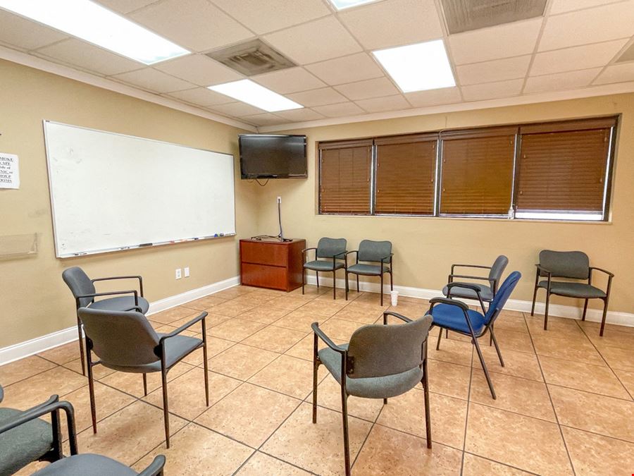 New Price: Sublease Space in Health District