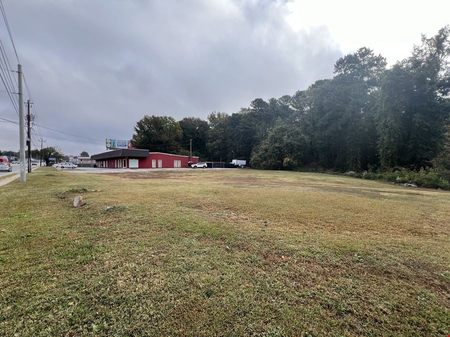 1.72 AC in Downtown Tucker | Retail Building 7,800 SF