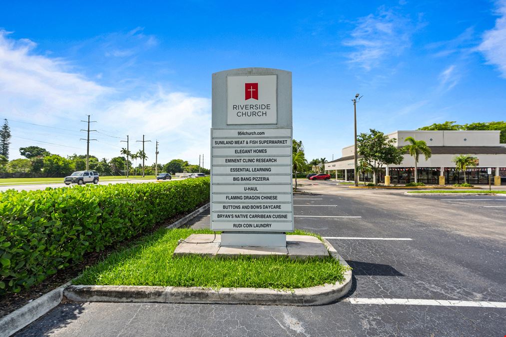 Riverside Square Shopping Center
