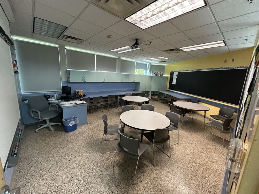 School for Lease in North Minneapolis