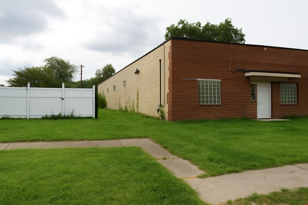Detroit - Freestanding Industrial Warehouse