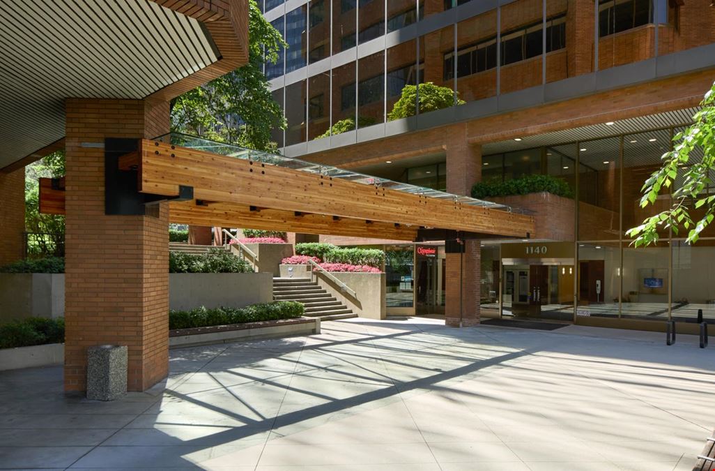 1140 W Pender St, Sun Life Financial Centre 